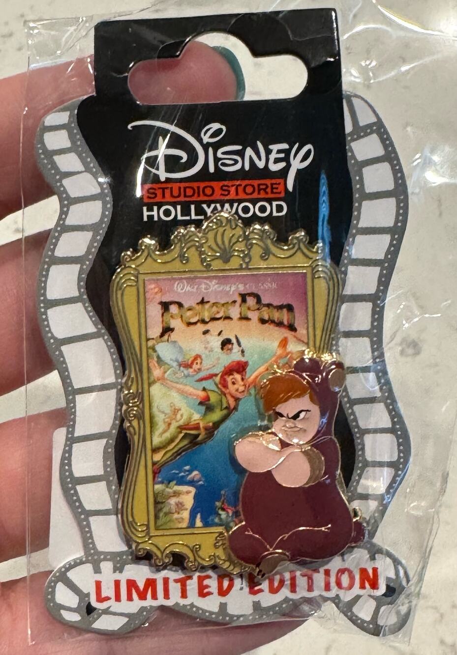 Disney D23 Expo 2024 DSSH Classic Movie Posters PETER PAN Pin LE 400